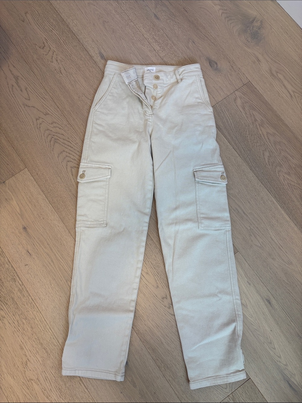 Aritzia Cream Cargo Boyfriend Jeans